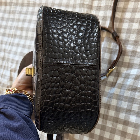 Clare V Turnlock Louis - Picture 4 of 6